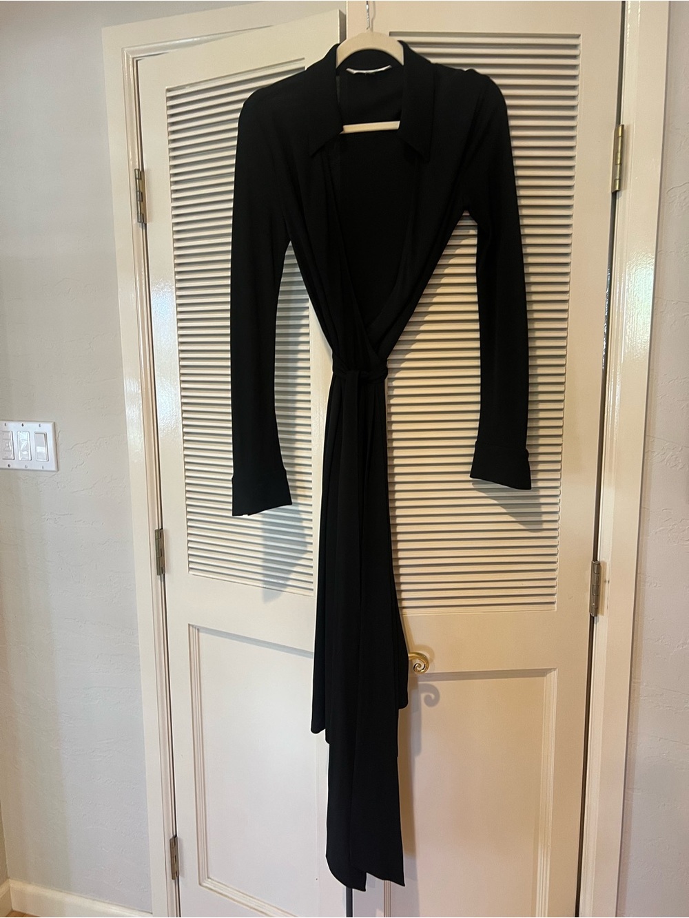 Diane Von Furstenberg Black Long-Sleeve Wrap Dress